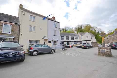4 bedroom townhouse for sale, Grist Square, Laugharne, Carmarthen