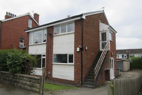 2 bedroom flat to rent, Sandiford Terrace, Leeds LS15