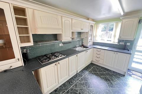 4 Llys Y Dderwen, New Quay, SA45 9SY