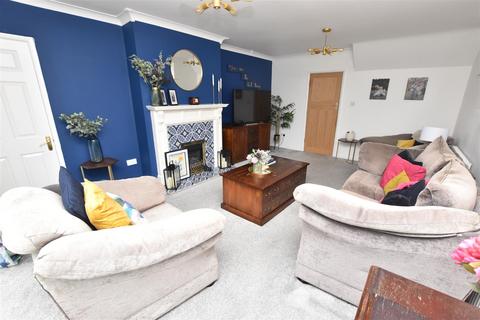 4 bedroom detached house for sale, Birkdale, Grimsby DN37
