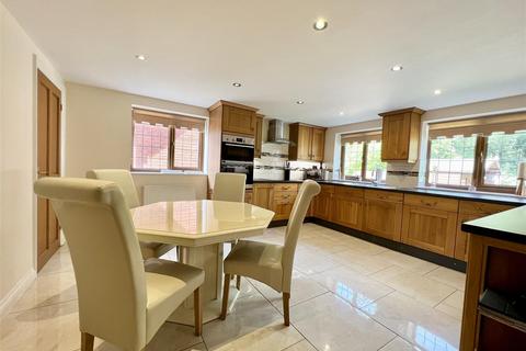 4 bedroom detached house for sale, The Gutter, Rose Cottage, Belbroughton