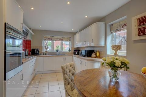 4 bedroom detached house for sale, Shannon, Tamworth