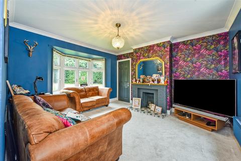 88 Rownhams Lane, North Baddesley, Southampton, SO52 9HQ