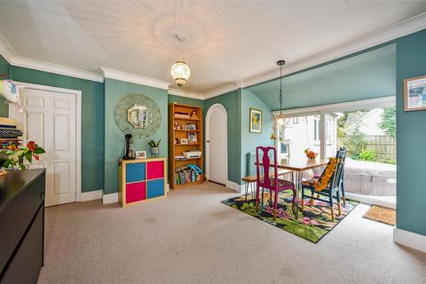 88 Rownhams Lane, North Baddesley, Southampton, SO52 9HQ