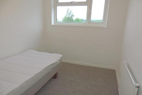 3 bedroom maisonette to rent, Waterside, Kendal
