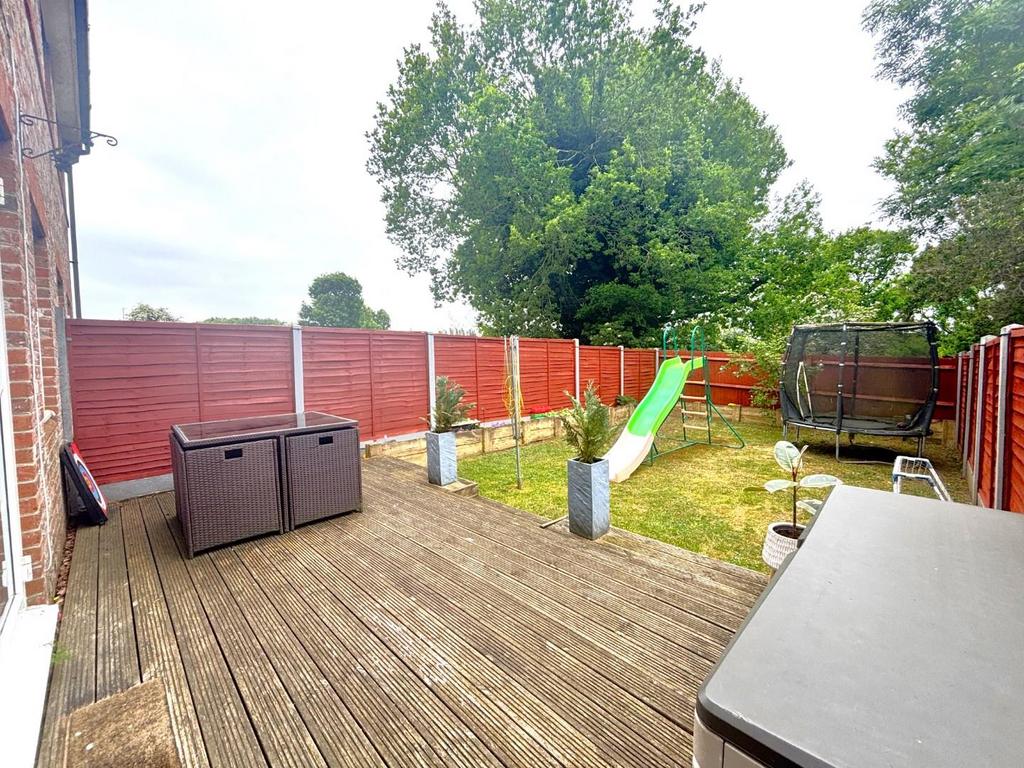 Garden 1.jpeg