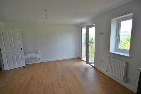 2 bedroom flat to rent, 3 The Paddock, 353 Chesterfield Road, Dronfield