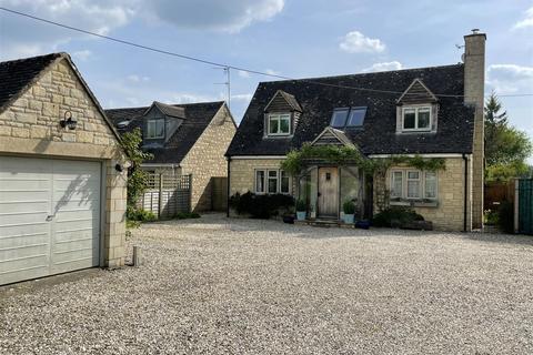 4 bedroom detached house for sale, Rissington Road, Bourton On The Water
