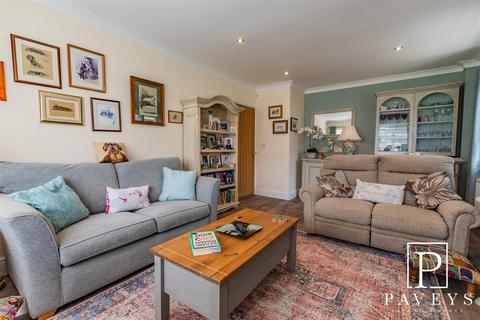 2 bedroom detached bungalow for sale, Dugmore Avenue, Kirby-Le-Soken, Frinton-On-Sea