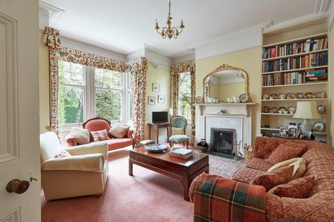 230 Hills Road, Cambridge, CB2 8QE