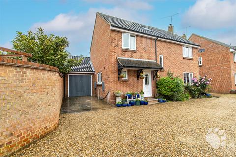 5 bedroom detached house for sale, Collingwood Road, Chelmsford CM3