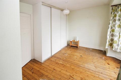52 Ashbourne Road, Bradford, BD2 4DL