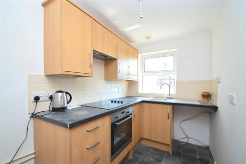 2 bedroom apartment for sale, Tennyson Road, Freshwater