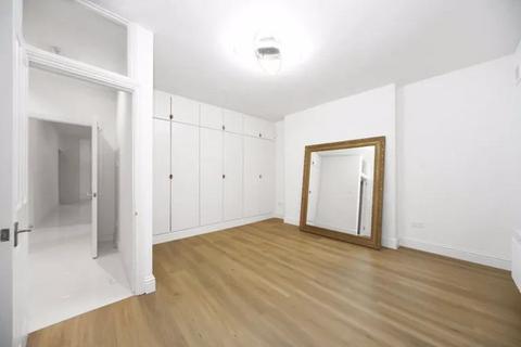 2 bedroom flat to rent, Fitzjohns Avenue, Hampstead NW3
