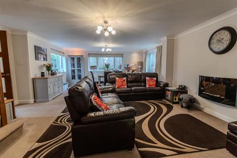 5 bedroom detached house for sale, Ramsey Drive, Arnold, Nottingham