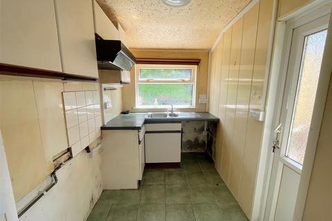 16 Wenham Place, Neath, SA11 3AH