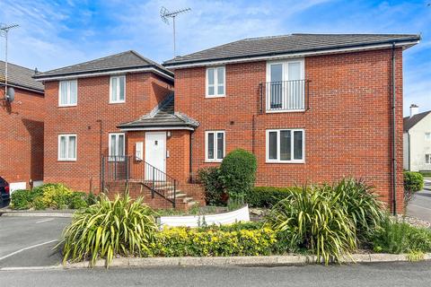 2 bedroom flat for sale, Cambrai Close, Hilsea