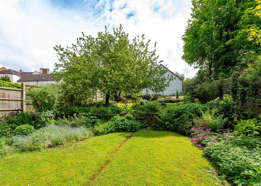 14 Park Street-garden6.jpg