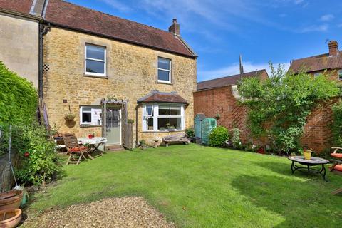3 bedroom character property for sale, Close to Castle Cary High Street