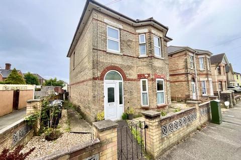 3 bedroom apartment for sale, Rosebery Road, Pokesdown, Bournemouth