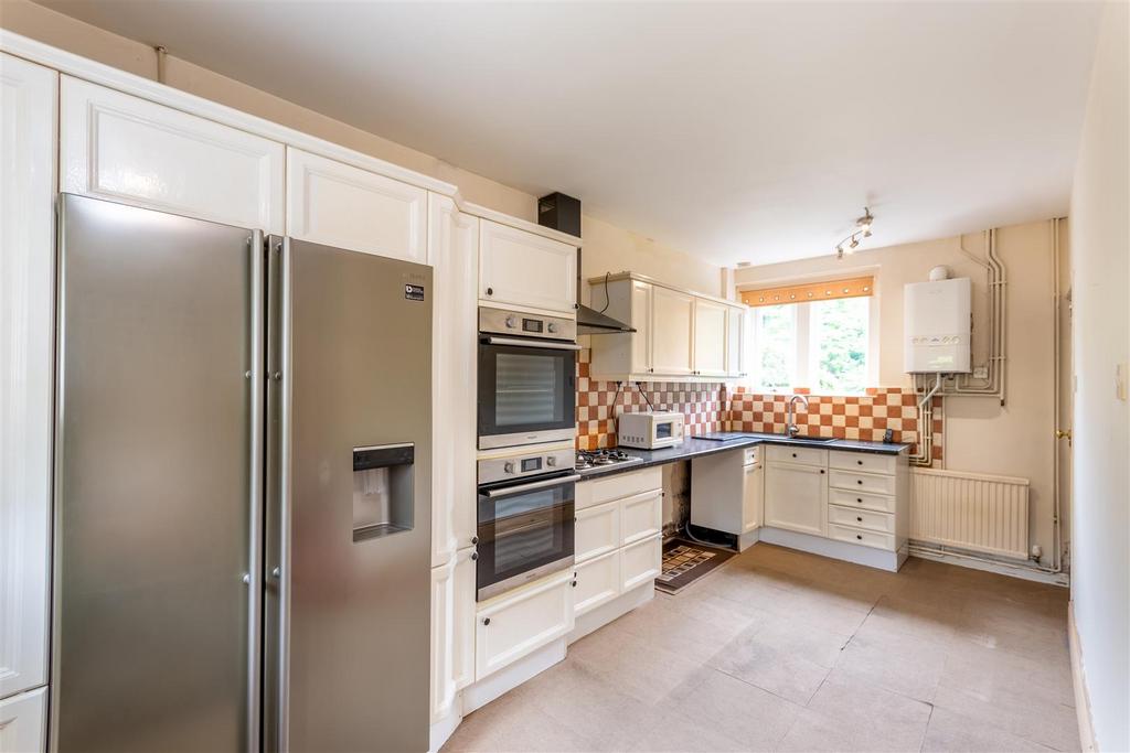 Steward Gate, Bamford, Hope Valley 3 bed terraced house for sale £285,000