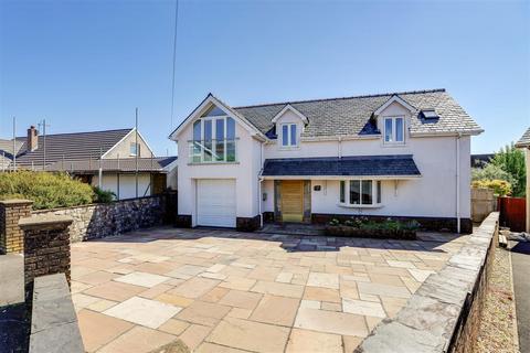 4 bedroom detached house for sale, Hillcrest, Pen-y-fai, Bridgend County Borough, CF31 4NL