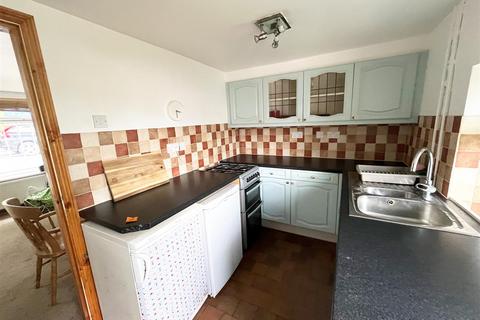 1 bedroom house to rent, Hurdsfield Road, Macclesfield