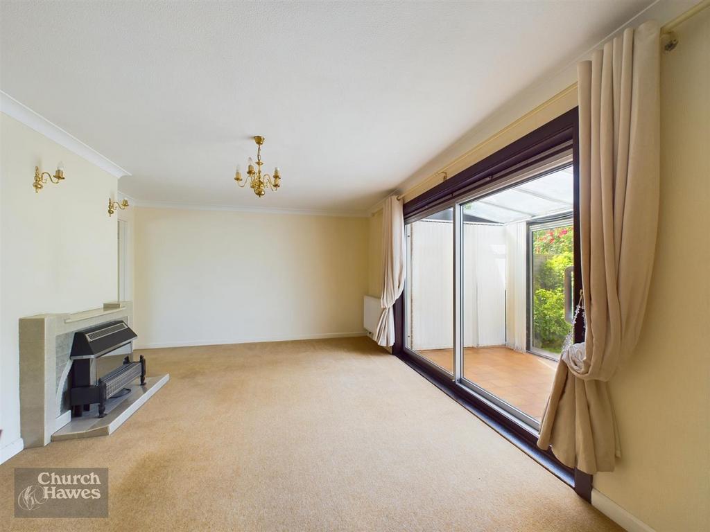 CAM03135 G0-PR0111-STILL012.jpg