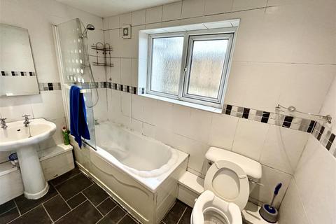 Tyddyn Iws Abererch Road, Pwllheli, LL53 5YY