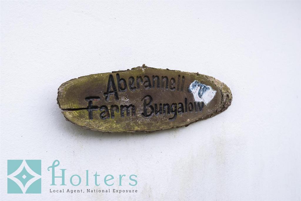 Aberannel Bungalow, Beulah-27.jpg