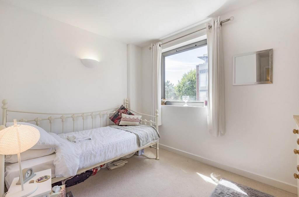 Bedroom 2 furniture.jpg