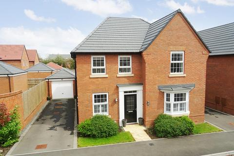 4 bedroom detached house for sale, Garner Way, Fleckney