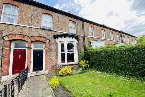 4 bedroom terraced house for sale, St. James Terrace, Selby