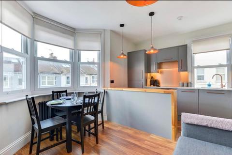 1 bedroom flat to rent, Coleridge Street, Hove