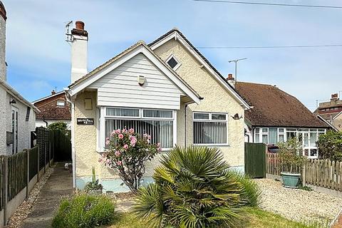 2 bedroom detached bungalow for sale, Grand Drive, Herne Bay, CT6 8LL