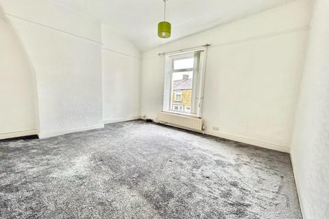2 bedroom terraced house to rent, Terry Street, Nelson