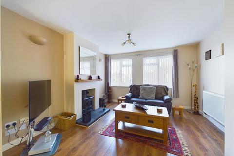 4 West Lodge Drive, Gloucester, GL4 4QH