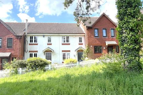 24 Armscote Grove, Hatton Park, Warwick, CV35 7TP