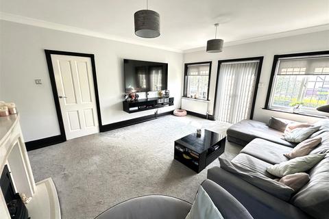 16 Stepney Close, Scarborough, YO12 5DN
