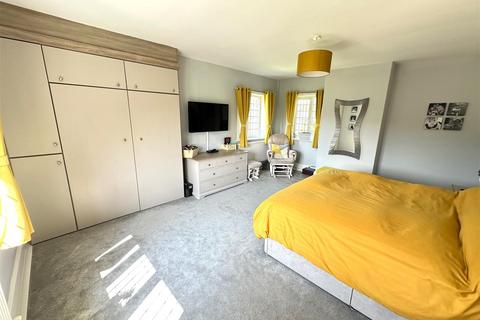 16 Stepney Close, Scarborough, YO12 5DN
