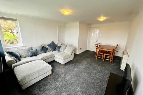 2 bedroom apartment to rent, Sandringham Court, Sheriffs Close, Felling, Gateshead