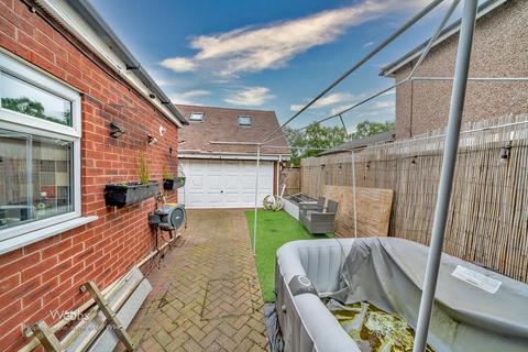 4 bedroom end of terrace house for sale, Walsall Road, Great Wyrley, Walsall WS6
