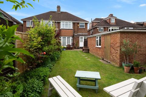 3 bedroom semi-detached house for sale, Norcott Close, Dunstable