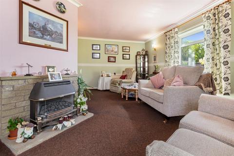3 bedroom bungalow for sale, Squires Mount, The Common, Wellington Heath, Ledbury, Herefordshire, HR8 1LX