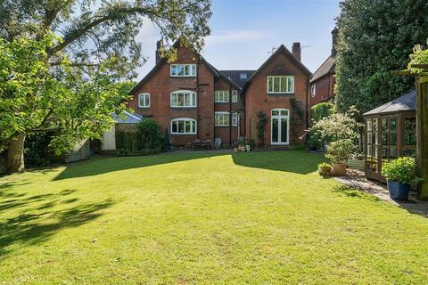 6 bedroom detached house for sale, St. Michaels Road, Maidstone