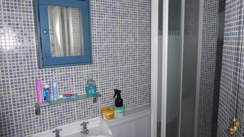 En suite shower room