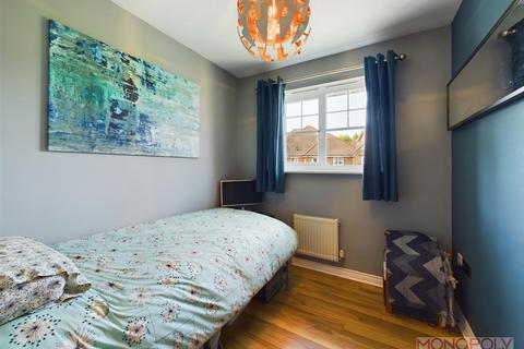 44 Lamberton Drive, Brymbo, Wrexham, LL11 5FN