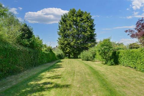 3 bedroom semi-detached house for sale, Wynndale Drive, Nottingham