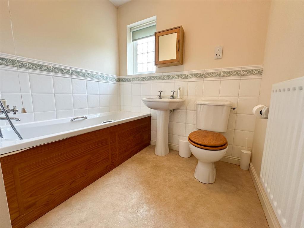 Family bathroom