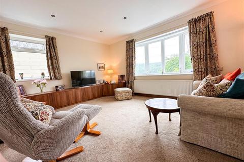 11a Hillcrest Drive, Oughtibridge, Sheffield, S35 0JJ